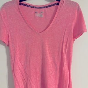 Large Under Armour Pink Tee